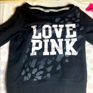 Pink crew neck with pockets